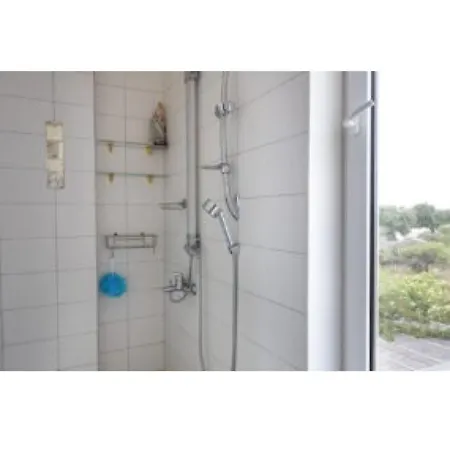 Vue Piscine Chauffee 别墅 *