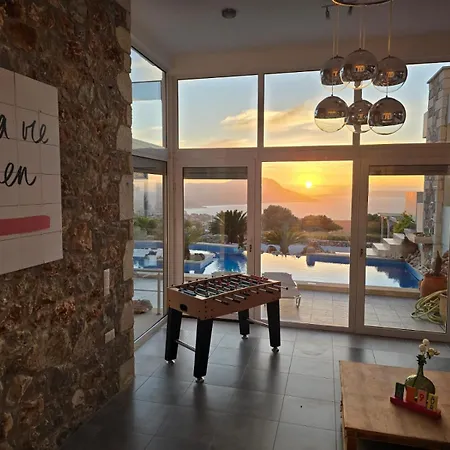 Vue Piscine Chauffee Kokkino Chorio